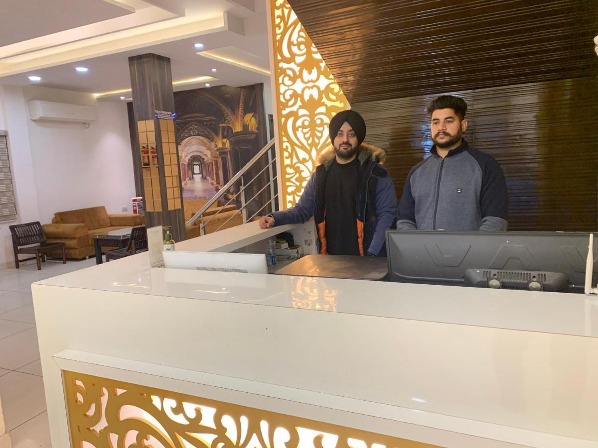 Hotel Sb Residency Amritsar Dış mekan fotoğraf